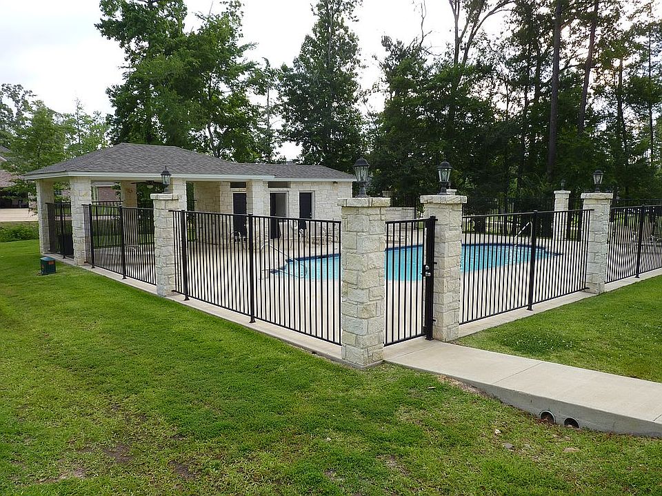2nd image of 144 Stone Creek Ct