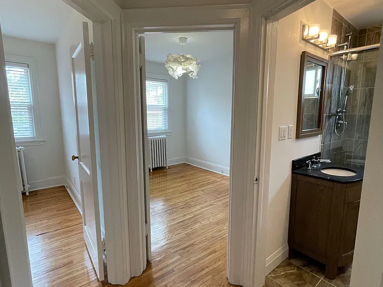 41 Scarboro Beach Blvd #MAIN — Photo 20
