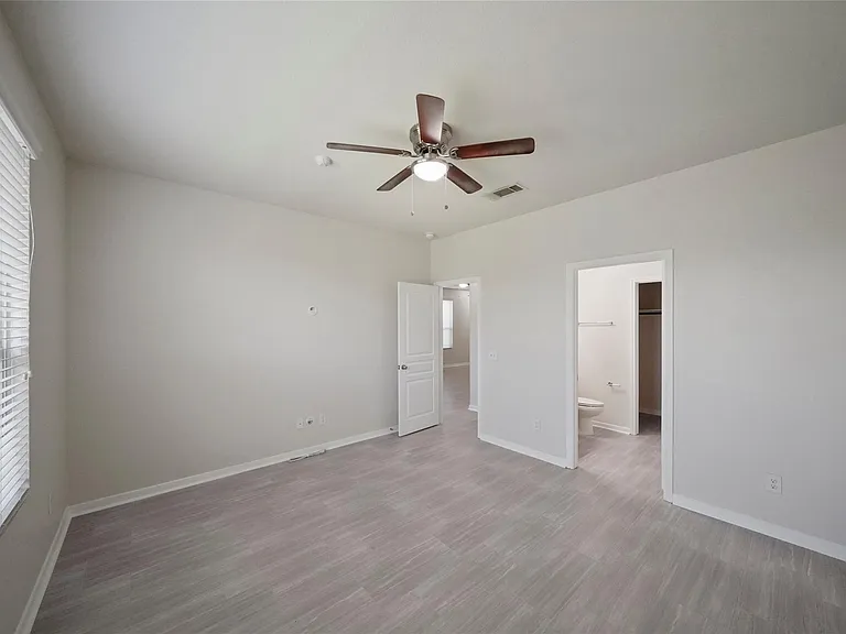 2719 Skyview Long Dr — Photo 17