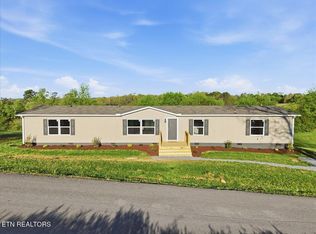 221 Woodby Fridley Rd, Sweetwater, TN 37874