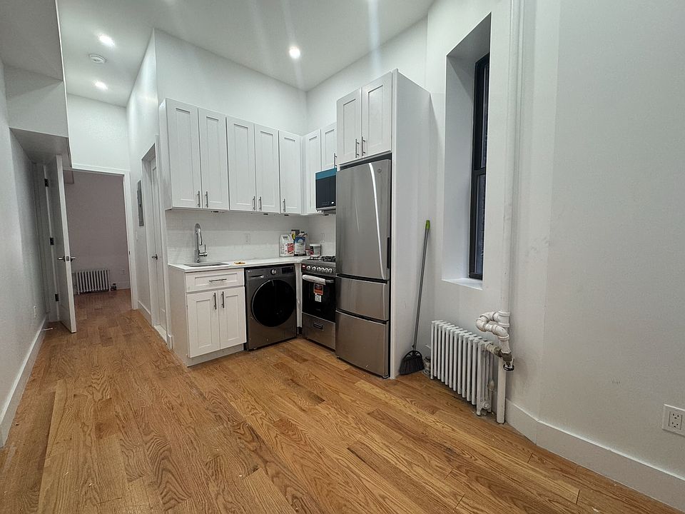 1st image of 71 Thompson St APT 1D