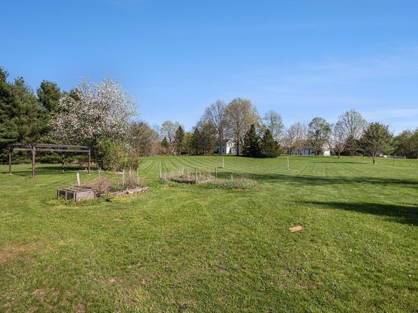 6010 Long Lake Rd, Berrien Springs, MI 49103