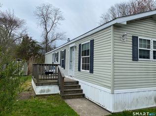 34 Terrace Dr, Waterford, CT 06385