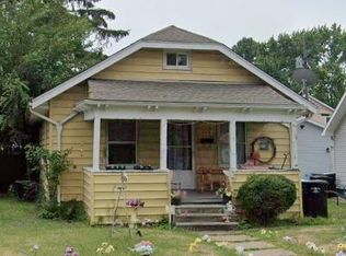 922 E Fairview Ave, South Bend, IN