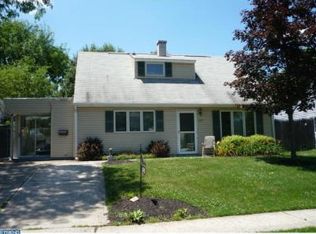 595 Doloro Dr, Morrisville, PA 19067