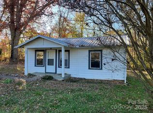 1668 Oakland Rd, Forest City, NC 28043