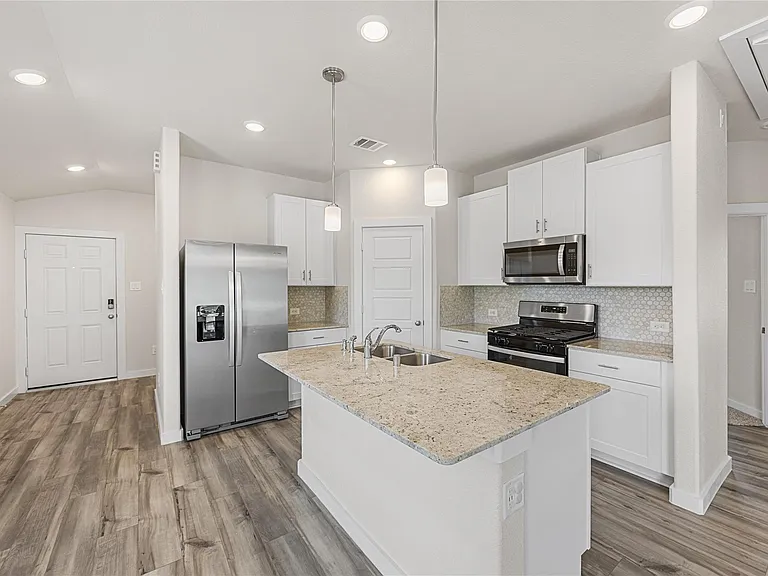 7103 Blue Oak Dr — Photo 6