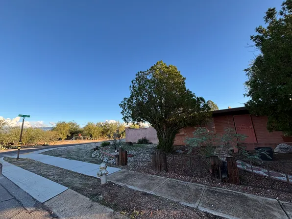 (undisclosed Address), Tucson, AZ 85710