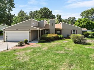 716 Shadowridge Rd, Jacksonville, NC 28546