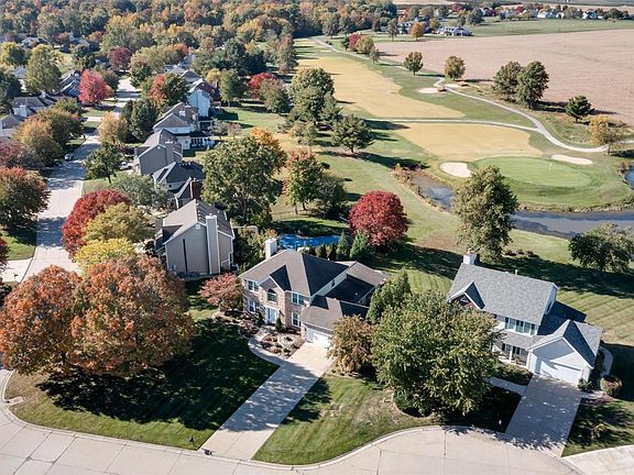 3rd image of 1 2nd Fairway Ct