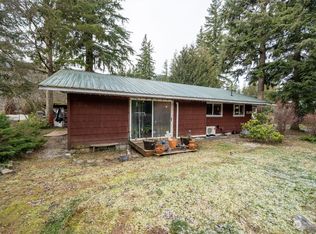 8385 Holly Ln, Maple Falls, WA 98266
