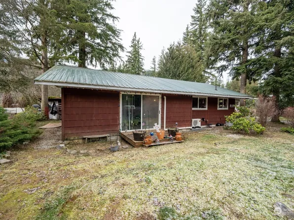 8385 Holly Lane, Maple Falls, WA 98266