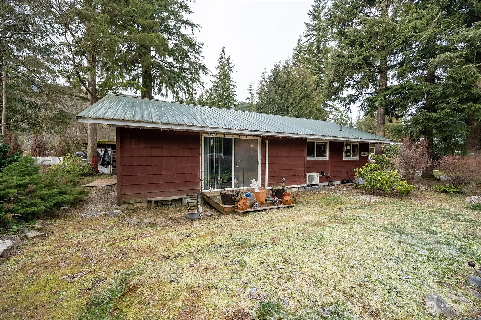 8385 Holly Lane photo 1