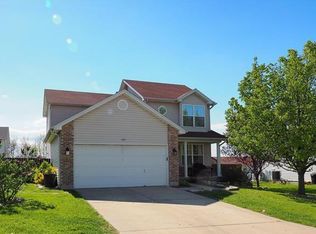 105 Center Pointe Dr, Crystal City, MO 63019