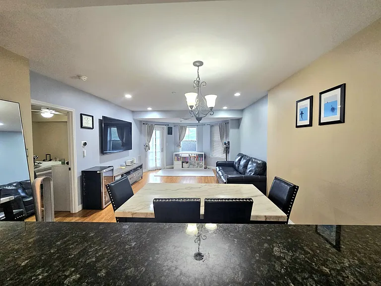 10 Seaport Dr #2111 — Photo 14