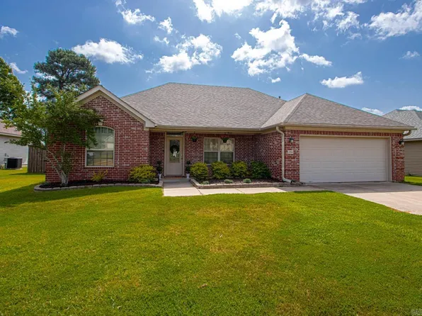 2914 Millbrook Dr, Benton, AR 72015