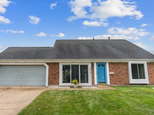 1314 Appletree Ln, Aurora, IL 60506