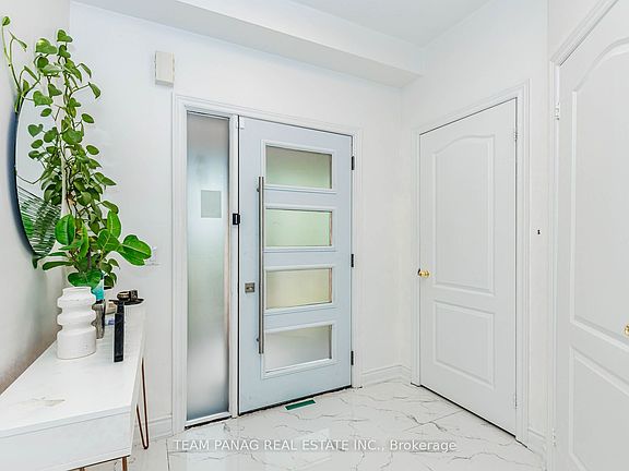 4th image of 4 Martineau Rd
