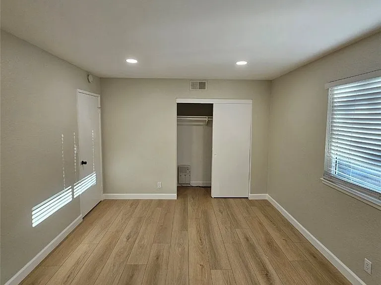 16630 Shenandoah Ave — Photo 15