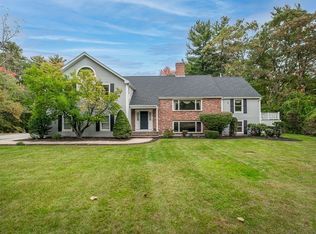 36 Alexandra Rd, Lynnfield, MA 01940