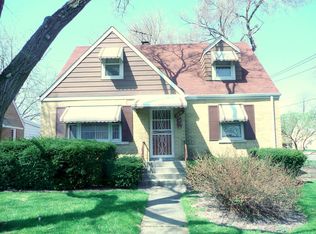 7856 N Neva Ave, Niles, IL 60714