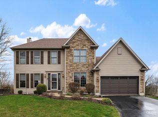 1305 Prairie Ct, West Chicago, IL 60185