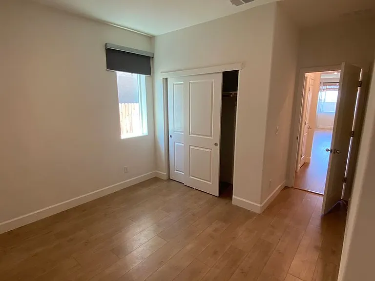 1667 Lion St — Photo 24