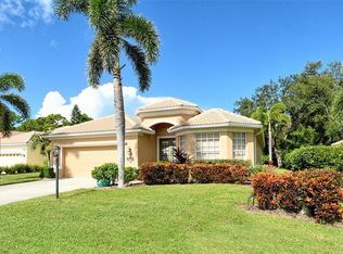9032 Willowbrook Dr, Sarasota, FL 34238