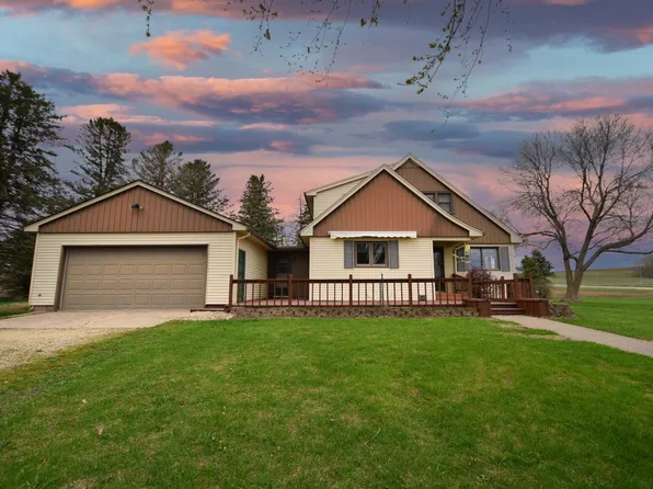 43879 135th Ave, Wanamingo, MN 55983