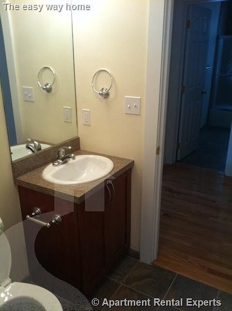 2nd image of 364 Highland Ave #1D