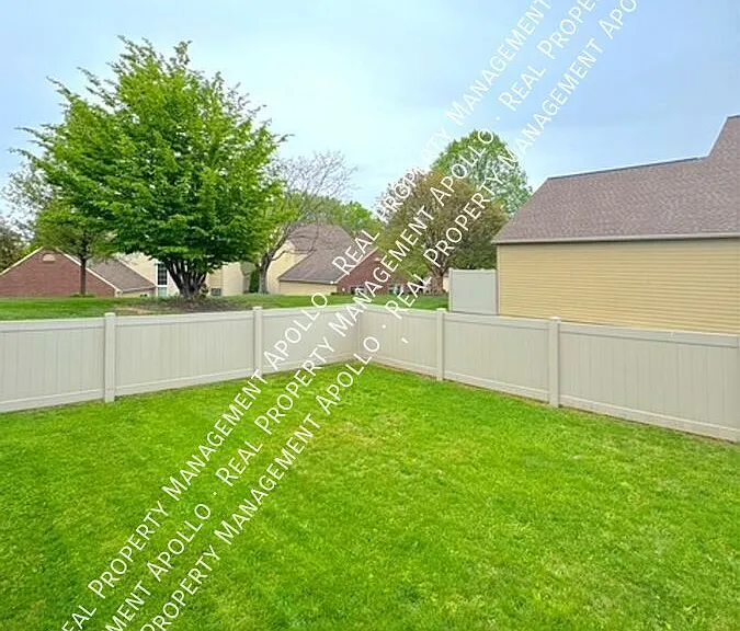 141 Victoria Ln — Photo 23