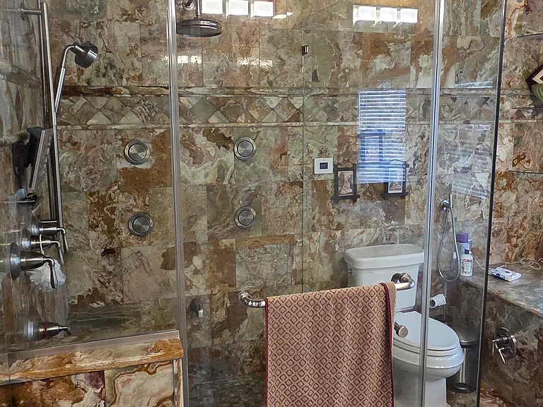 20 Arbor Cir — Photo 37
