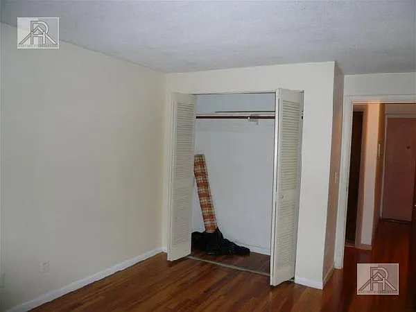 48 Green St #409 — Photo 13