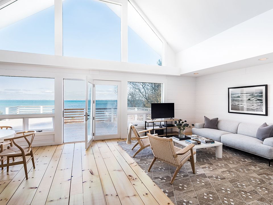 51 Clearview Dr, Sag Harbor, NY 11963 Zillow
