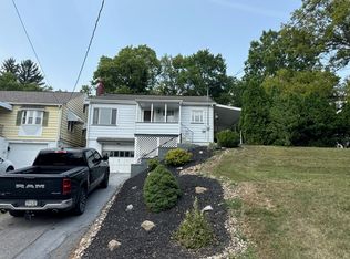 1105 Spruce St, Hollidaysburg, PA 16648
