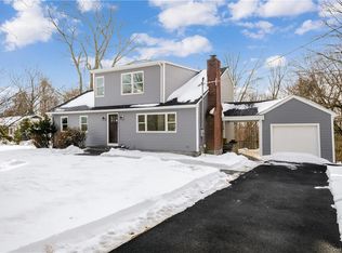 2181 Parker Ln, Yorktown Heights, NY 10598