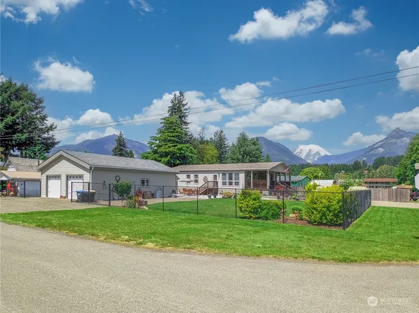 117 Main Street E, Packwood, WA 98361