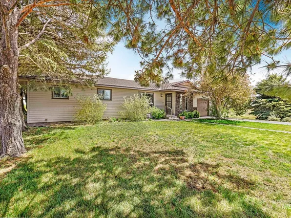 1668 Clover Creek Rd, Bliss, ID 83314