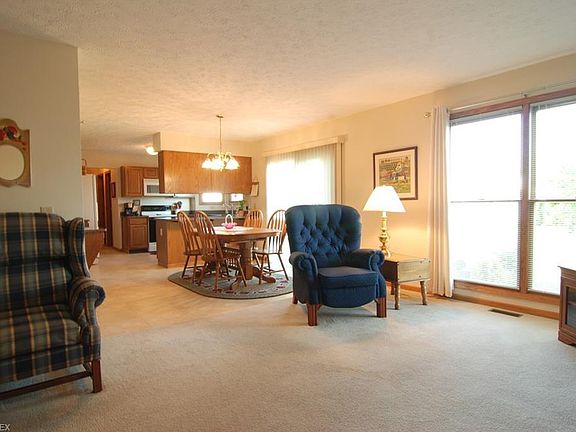 5th image of 5281 Meadow Park Dr