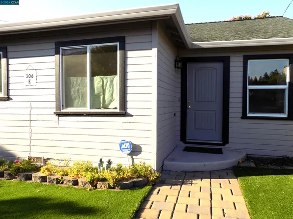 306 E St, Martinez, CA 94553
