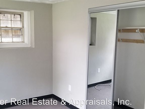 4th image of 414 London St APT 2