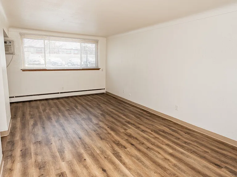 McCarron's View Apartments — Photo 26