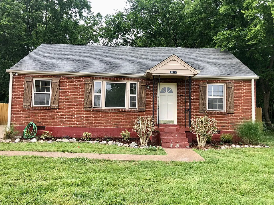 2813 Blue Brick Dr