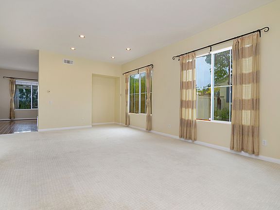 3rd image of 4217 Calle Mejillones