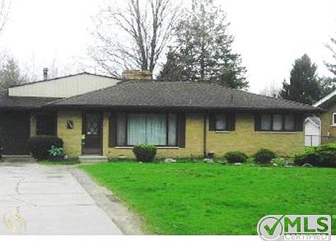 706251279 front view.jpg