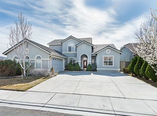 10400 Silver Rush Ct, Reno, NV 89521