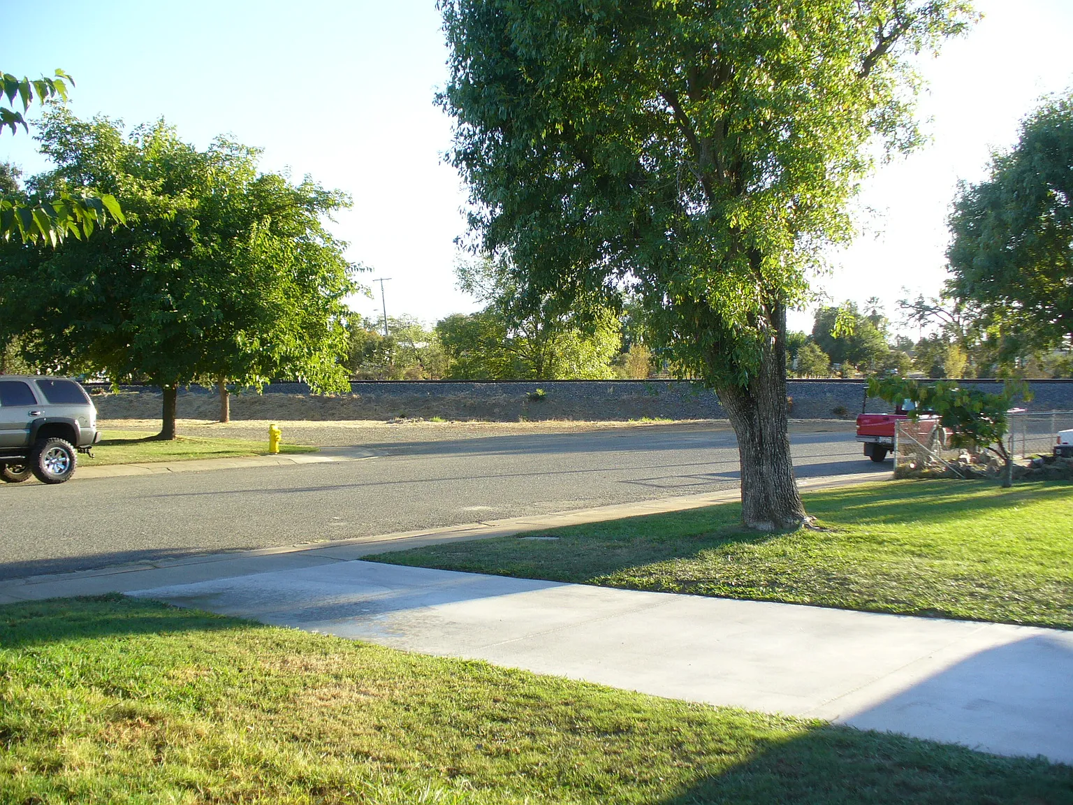 4 bed, 1344 sqft, $2,400 — Photo 2