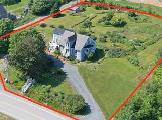 647 Blue Rocks Rd, Lunenburg, NS B0J2C0