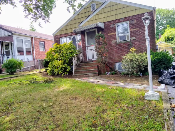 15144 28th Ave, Flushing, NY 11354