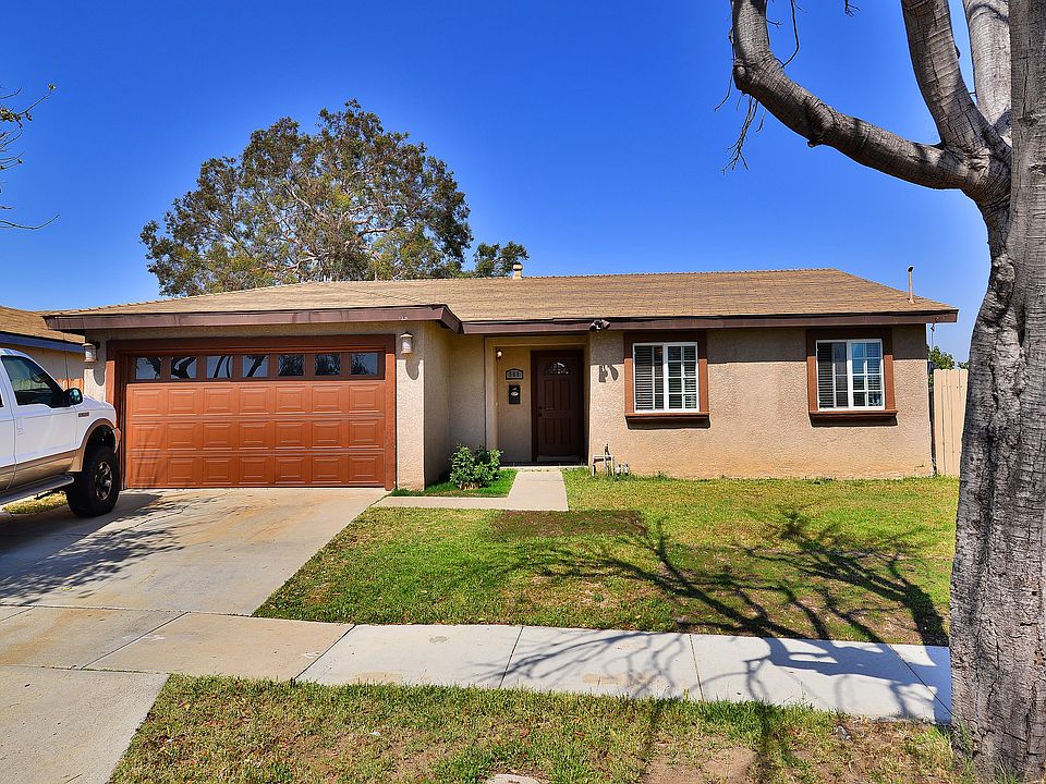 1st image of 569 Parkwood Dr